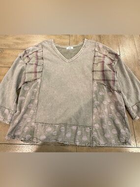 New Women’s J.Her V-Neck Patchwork Top
